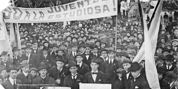 Editorial - Lucha por la Universidad 1918 Córdoba- Universidad de Córdoba