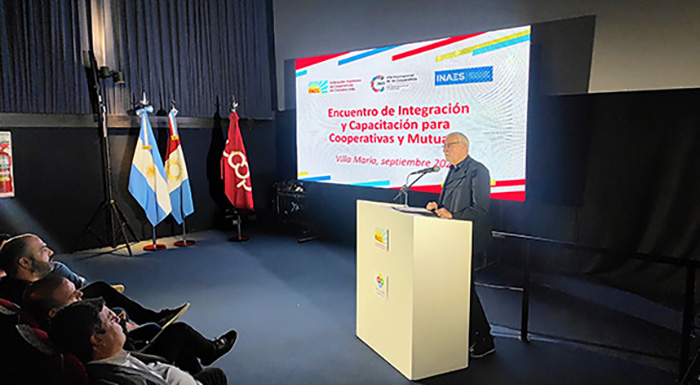 Capacitación e integración, claves para fortalecer el consumo en épocas de crisis