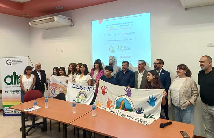 Debatieron sobre modelos de gestión escolar de Punta Alta