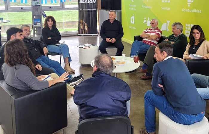 Atienden a productores desde la siembra hasta la cosecha